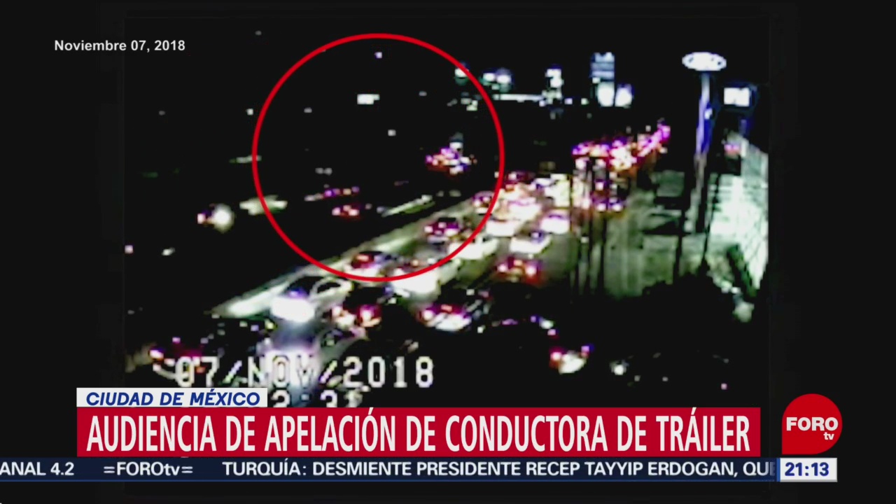 Realizan audiencia a conductora de tráiler que causó 10 muertos en la México-Toluca