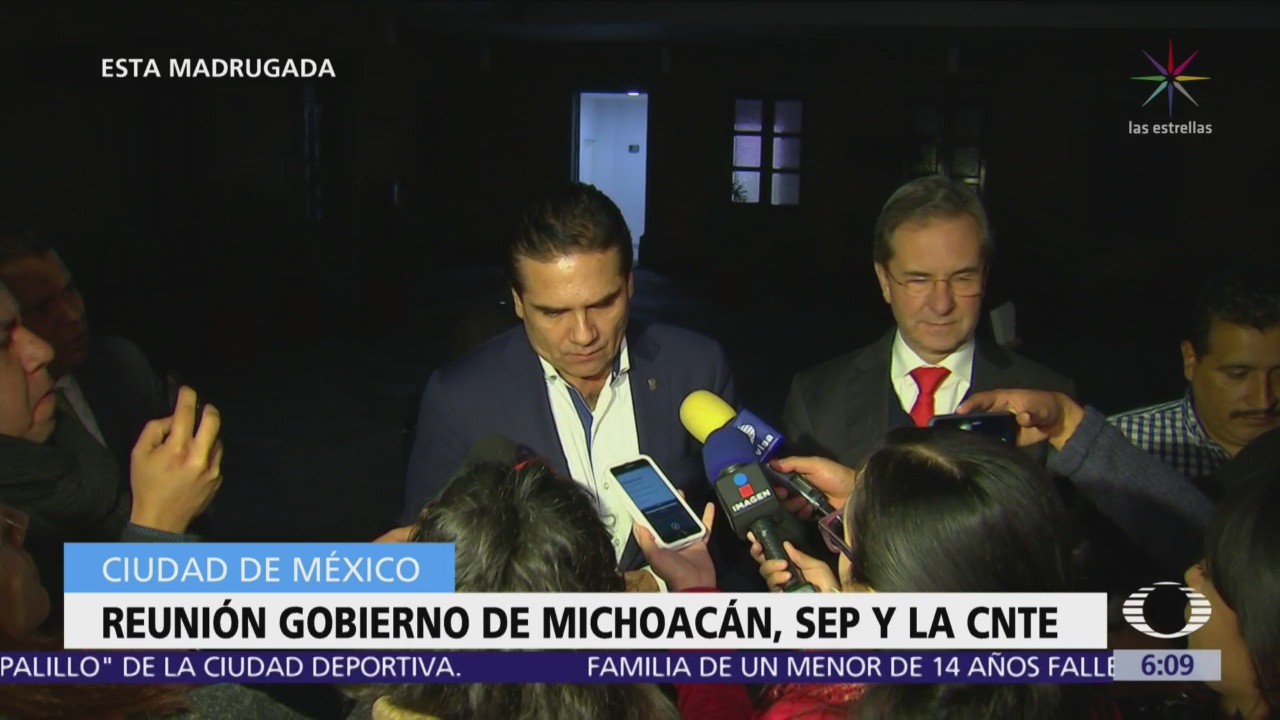 Se reúnen autoridades del gobierno de Michoacán, SEP y CNTE