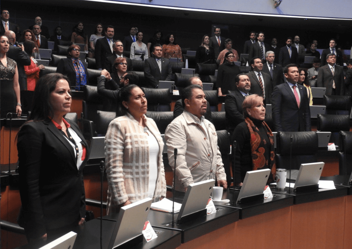 Senadores piden un día de luto nacional por Tlahuelilpan