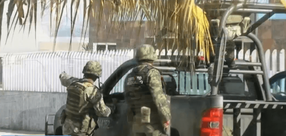 Foto: Soldados mexicanos vigilan calles, México