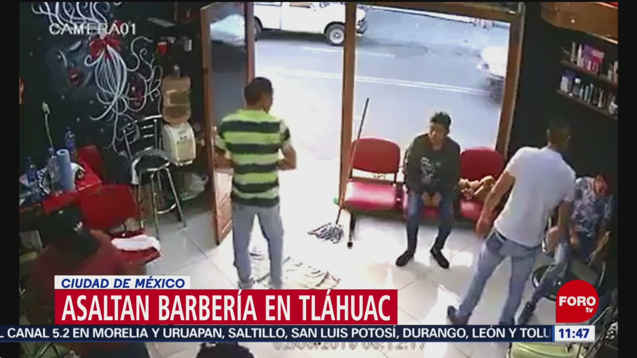 Sujetos roban barbería en Tláhuac, CDMX