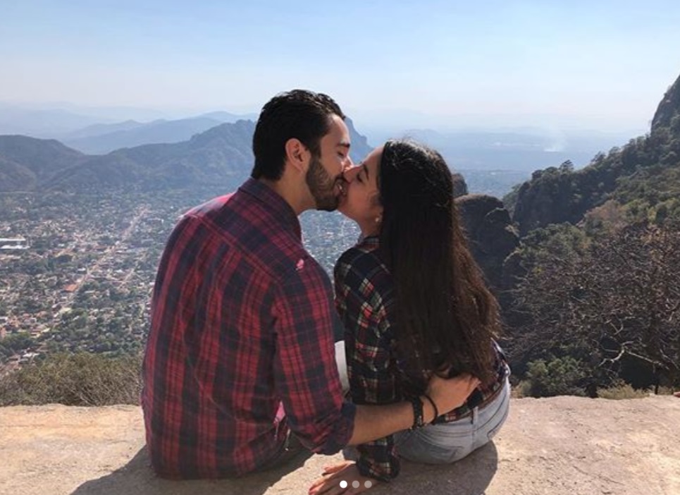 Foto: Una pareja disfruta la cima del Tepozteco en el estado de Morelos, febrero 6 de 2019 (Instagram: mayeeh_roo)