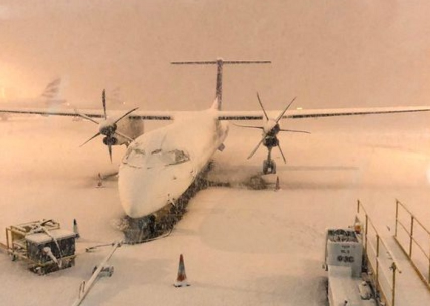 Reino Unido cancela vuelos y cierra escuelas por tormenta de nieve