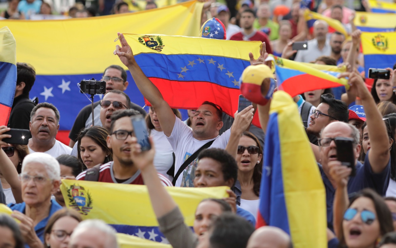 Miles de venezolanos marchan y demuestran repudio al gobierno de Maduro