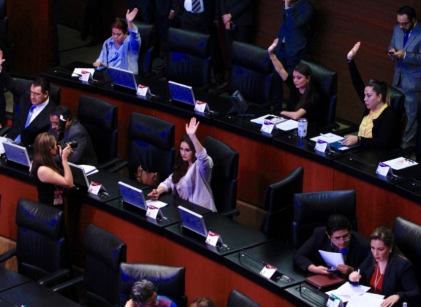Foto: Los senadores en votación y asistencia, durante la sesión ordinaria del pleno del Senado de la República, Ciudad de México, febrero 26 de 2019 (Notimex)