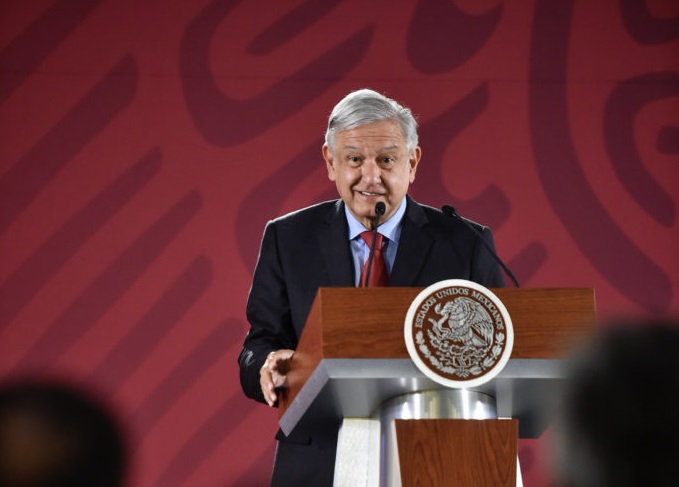 López Obrador repite candidatos rechazados para la CRE