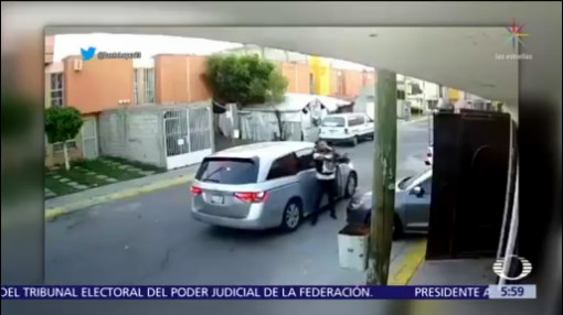 Asaltantes roban auto a conductor frente a su domicilio en Héroes Tecamac