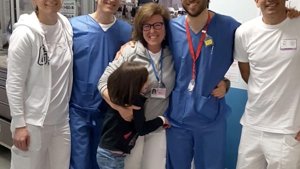 FOTO Autotrasplante pulmonar salva vida a niña de 10 años (Genova Today marzo 2019 italia)