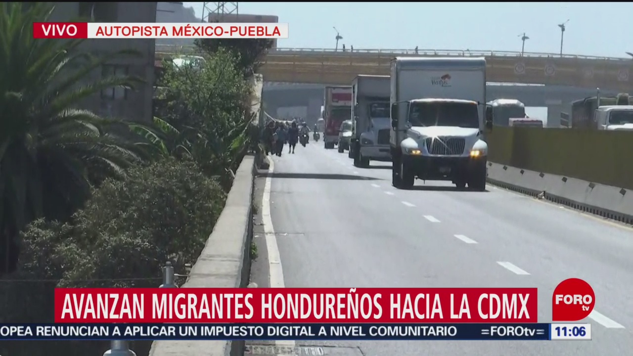 Avanzan migrantes hondureños hacia la CDMX