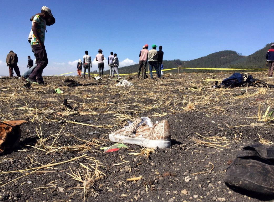 Foto: Imagen del sitio donde se estrelló un avión en Etiopía, marzo 10 de 2019 (Twitter: @trtworld)