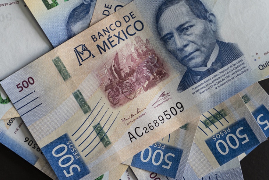 Dólar cierra hasta en 19.72 pesos a la venta en bancos de CDMX