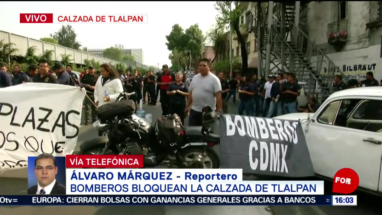 Foto: Bomberos bloquean Calzada de Tlalpan, CDMX