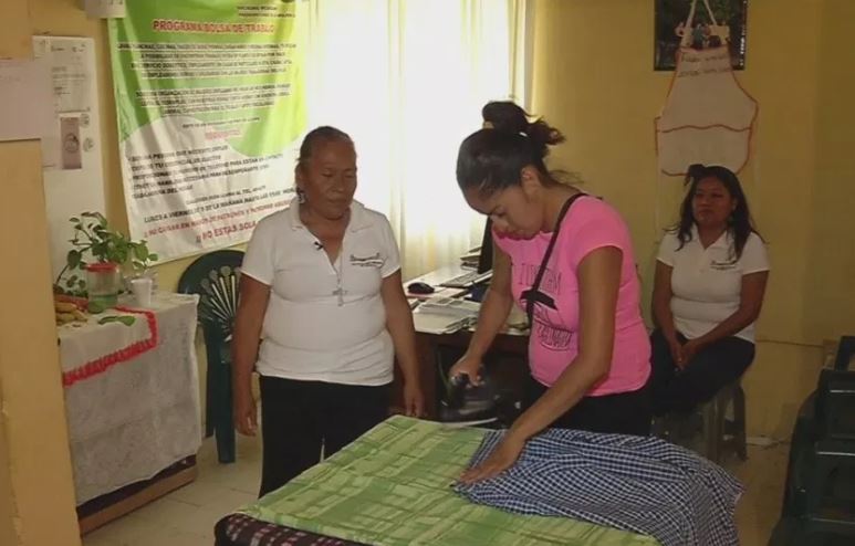 Fundación capacita y asesora a trabajadoras domésticas en Guerrero
