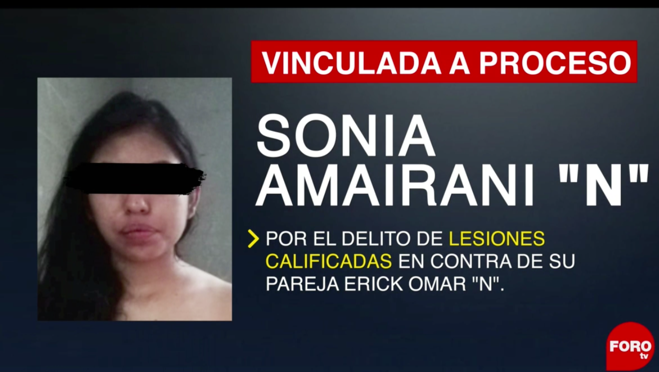 Difunden nuevo video de mujer que apuñaló a pareja en motel de Iguala