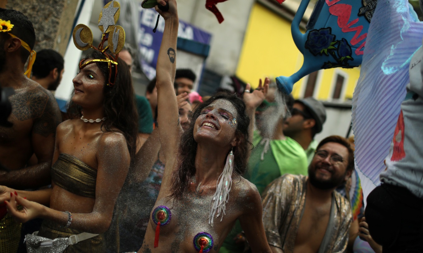 Foto: Realizan “El cielo en la Tierra” durante las festividades de carnaval en Río de Janeiro, Brasil, 2 de marzo de 2019 (Reuters)