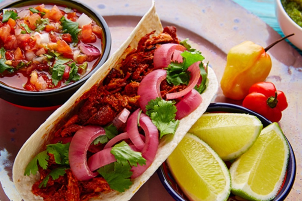 Foto: La cocina regional del estado de Yucatán trasciende fronteras y la cochinita pibil, es la que más fama ha tenido, marzo 23 de 2019 (Foto: mrpavo.mx)