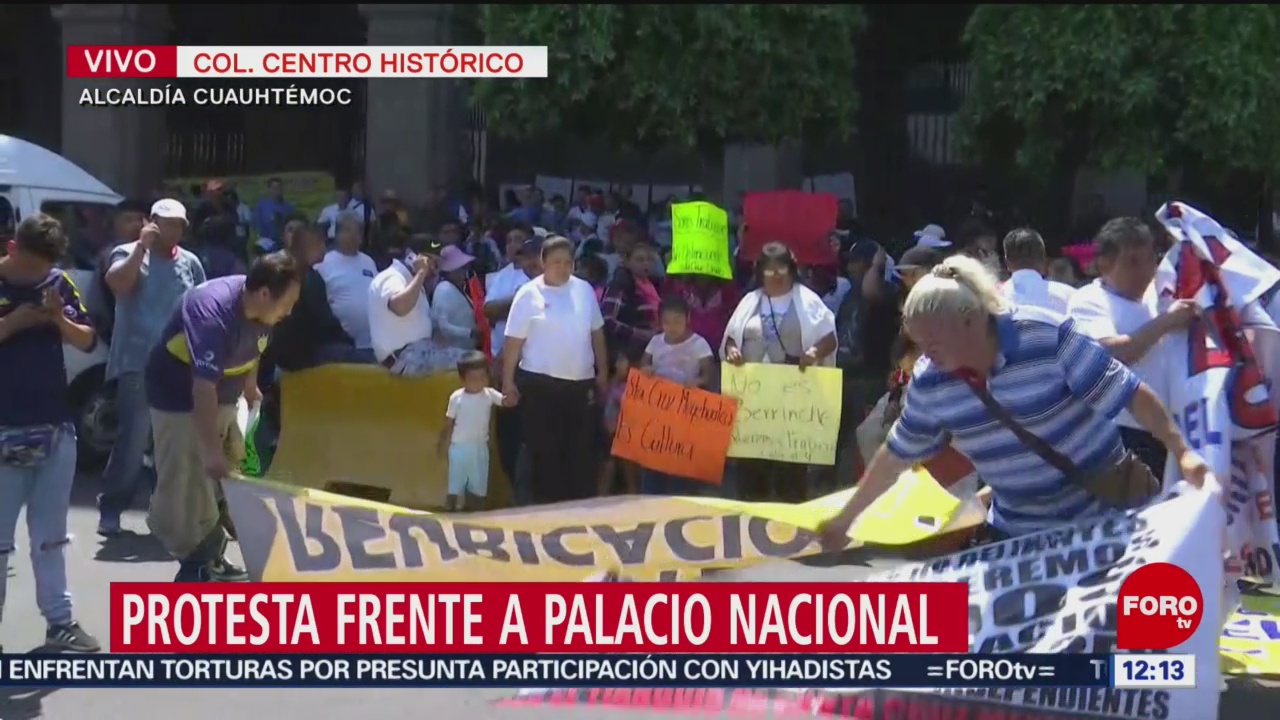 Comerciantes del tianguis de Santa Cruz Meyehualco protestan en CDMX