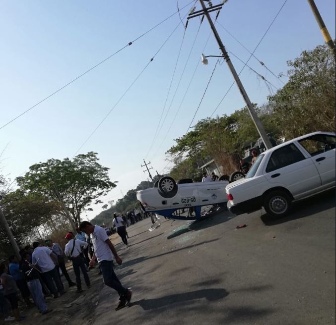 Enfrentamiento entre transportistas de Oaxaca deja dos lesionados