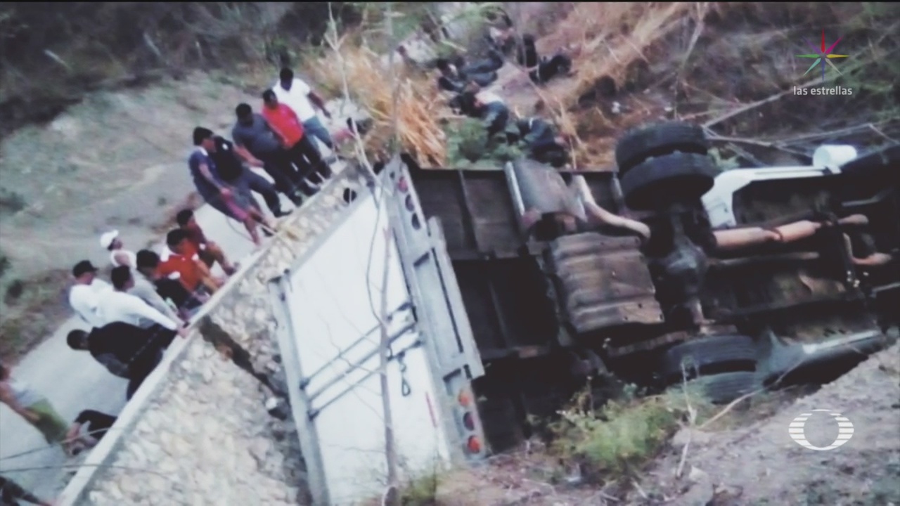 FOTO: Fiscalía de Chiapas ajusta a 23 cifra de migrantes muertos por accidente, 8 marzo 2019