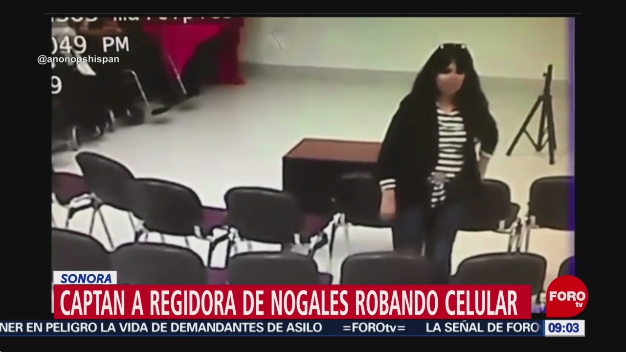 FOTO:Graban a regidora de Morena en Nogales, Sonora, robando un celular, 24 Marzo 2019