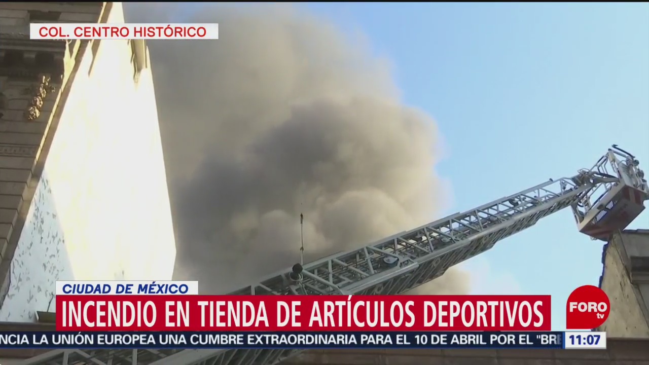 Foto: Incendio Consume Tienda Artículos Deportivos Cdmx 29 de Marzo 2019