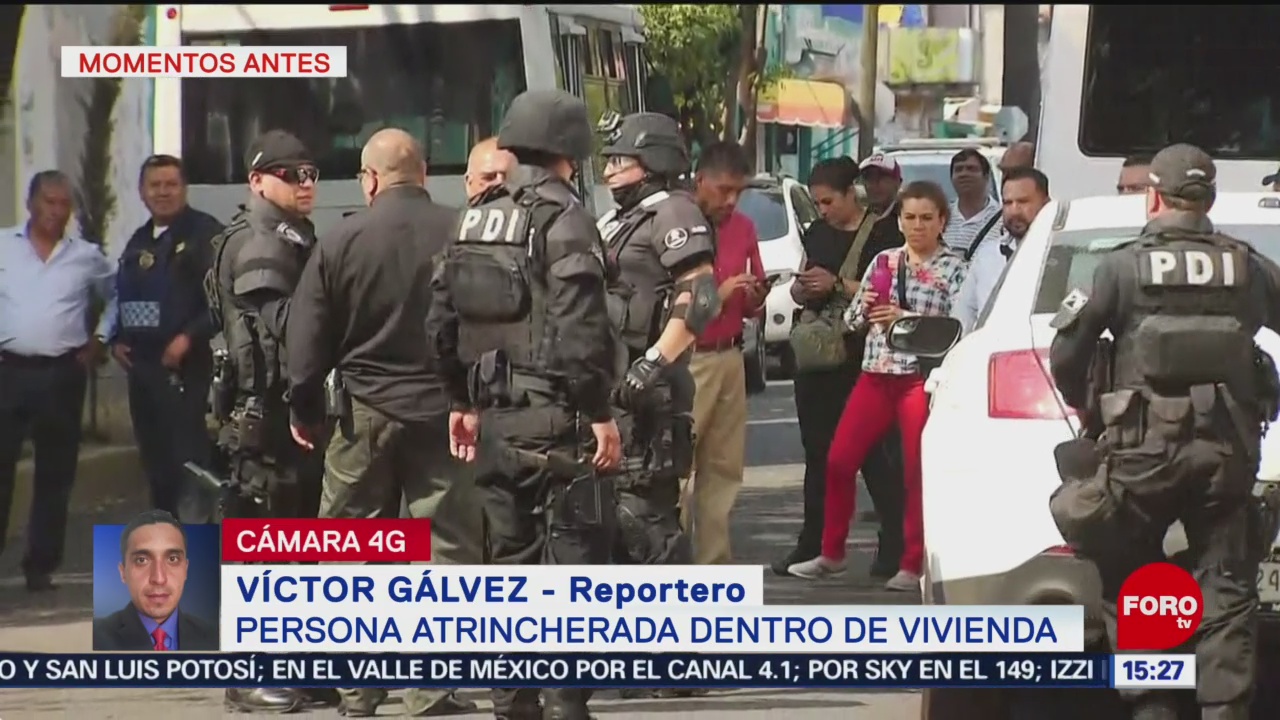 Foto: Movilización policiaca por mujer retenida en una vivienda en Miguel Hidalgo
