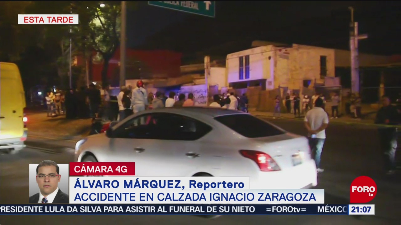 FOTO: Mueren tres personas al derrapar motoneta en Calzada Ignacio Zaragoza, 2 marzo 2019