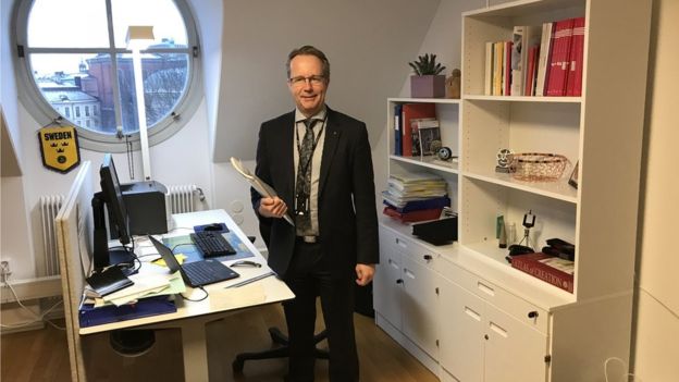 Per Arne Håkansson, diputado de partido Socialdemócrata sueco, en su despacho en Estocolmo (GettyImages)