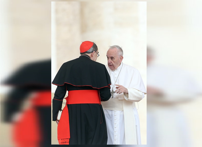 Foto: El cardenal francés Philippe Barbarin, charla con el papa Francisco, 7 marzo 2019