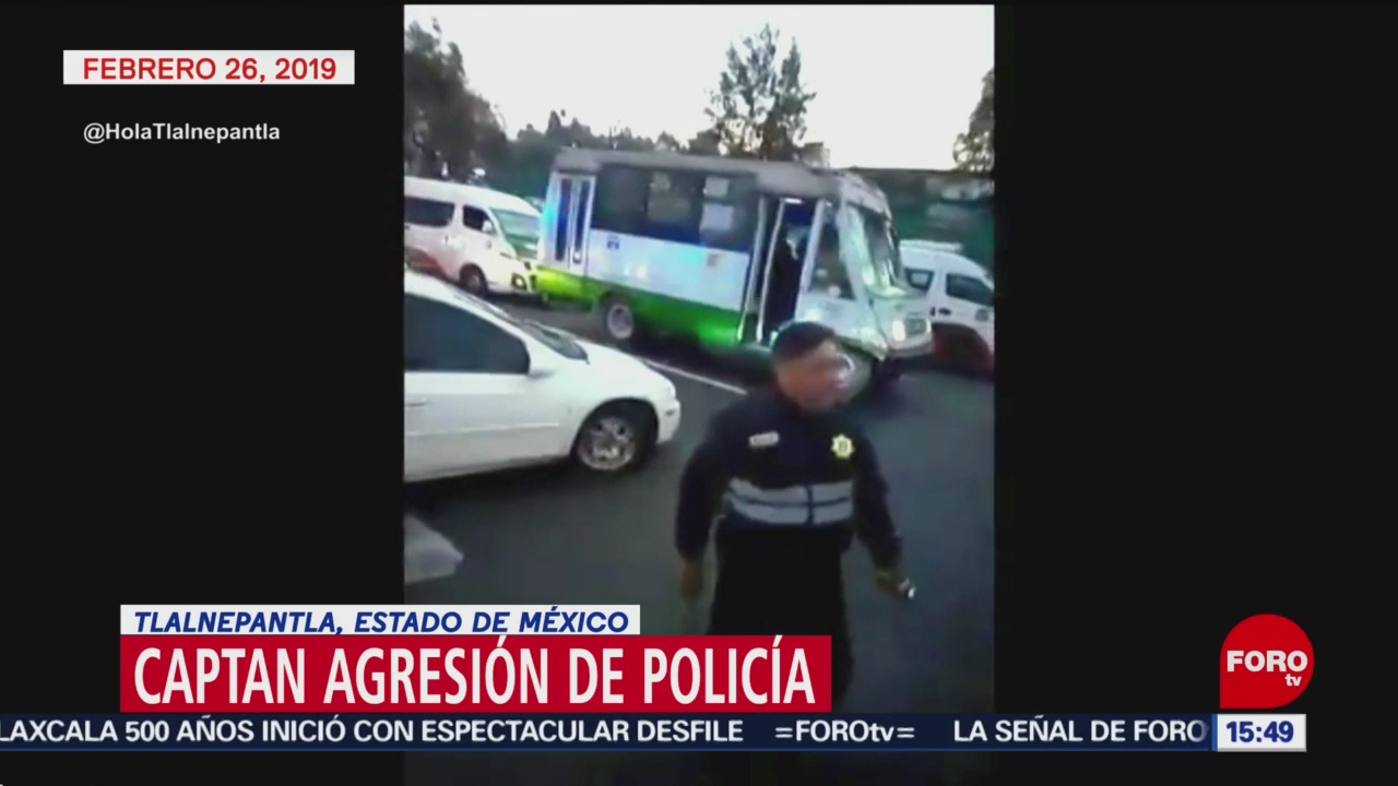 Foto: Policía agrede unidad de trasporte cuyo chofer no pagó ‘mordida’