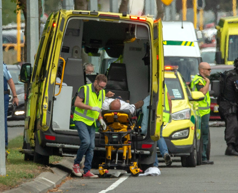Suman 49 muertos por tiroteos en mezquitas en Nueva Zelanda