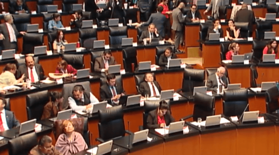 FOTO El pleno del Senado aprueba eliminar fuero para el presidente de la República (Senado de México 27 marzo 2019 cdmx)