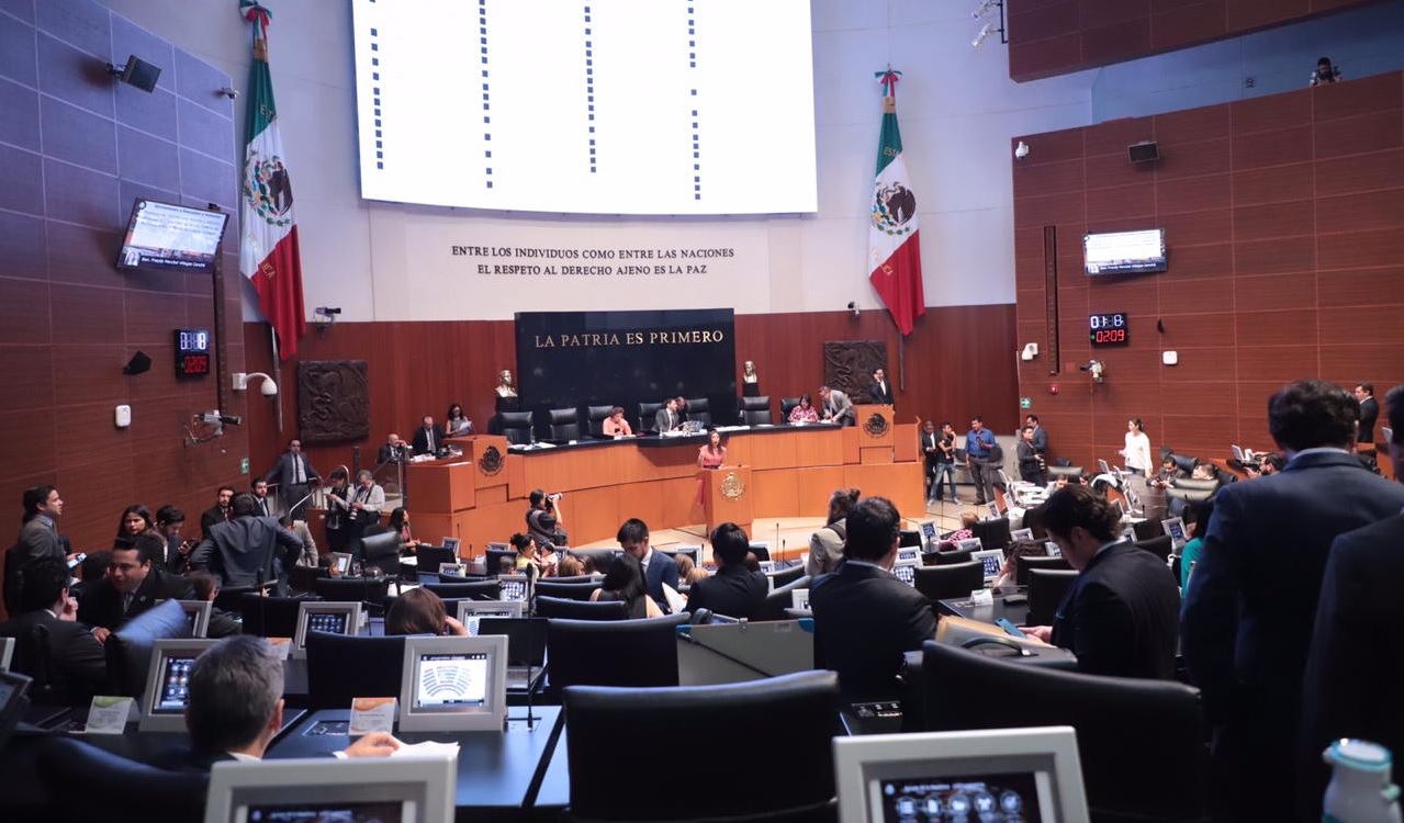 Foto: Senado aprueba Ley Federal de Remuneraciones de los Servidores Públicos, 5 de marzo 2019. Twitter @CanalCongreso