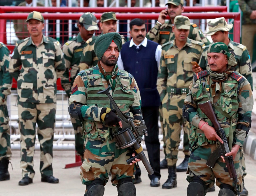 India y Pakistán reanudan hostilidades por la disputa de Cachemira