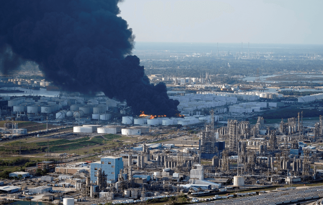 Foto: Incendio en planta petroquímica de Texas, 19 de marzo de 2019, Estados Unidos 