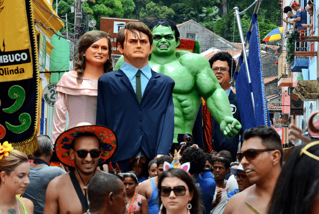 Bolsonaro publica un video obsceno para criticar al carnaval