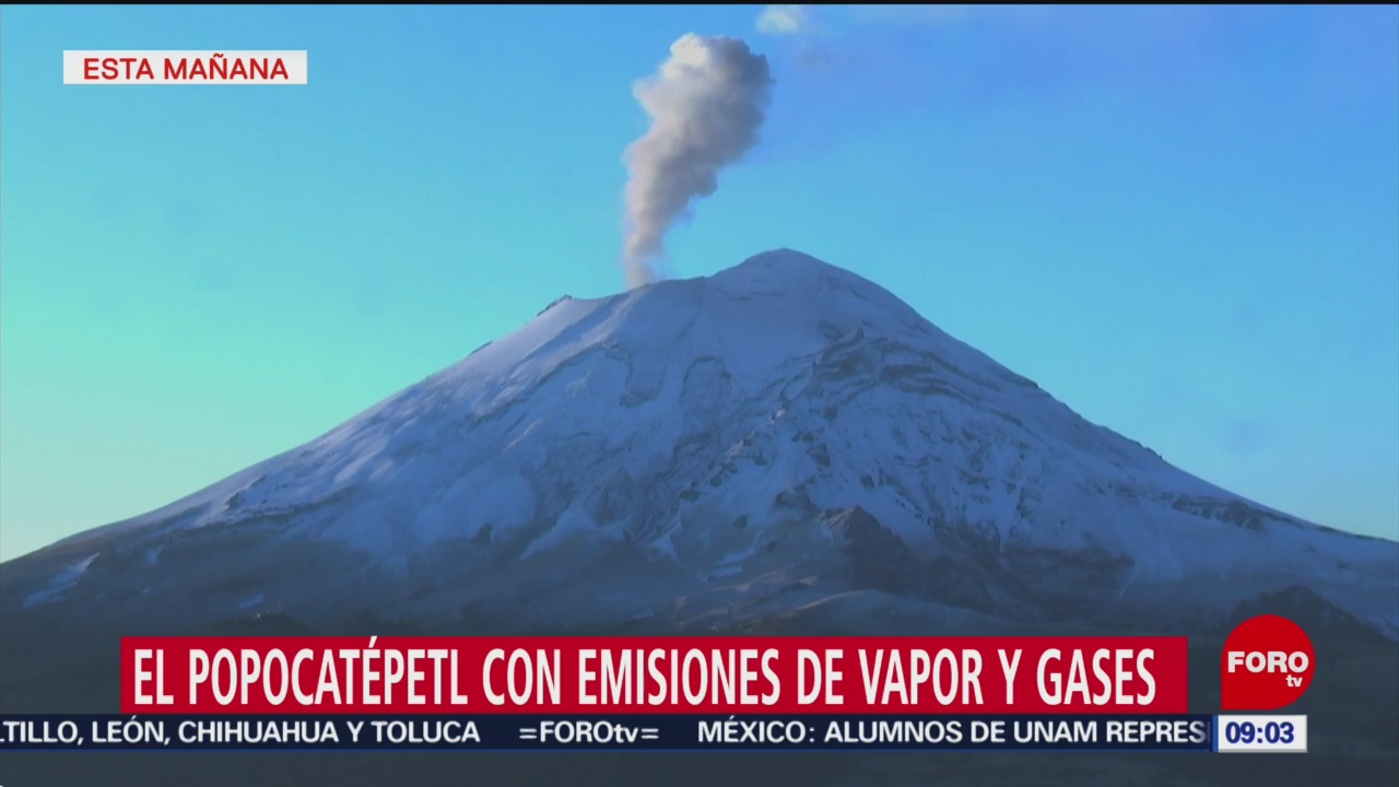 Volcán Popocatépetl emite emisiones de vapor y gases