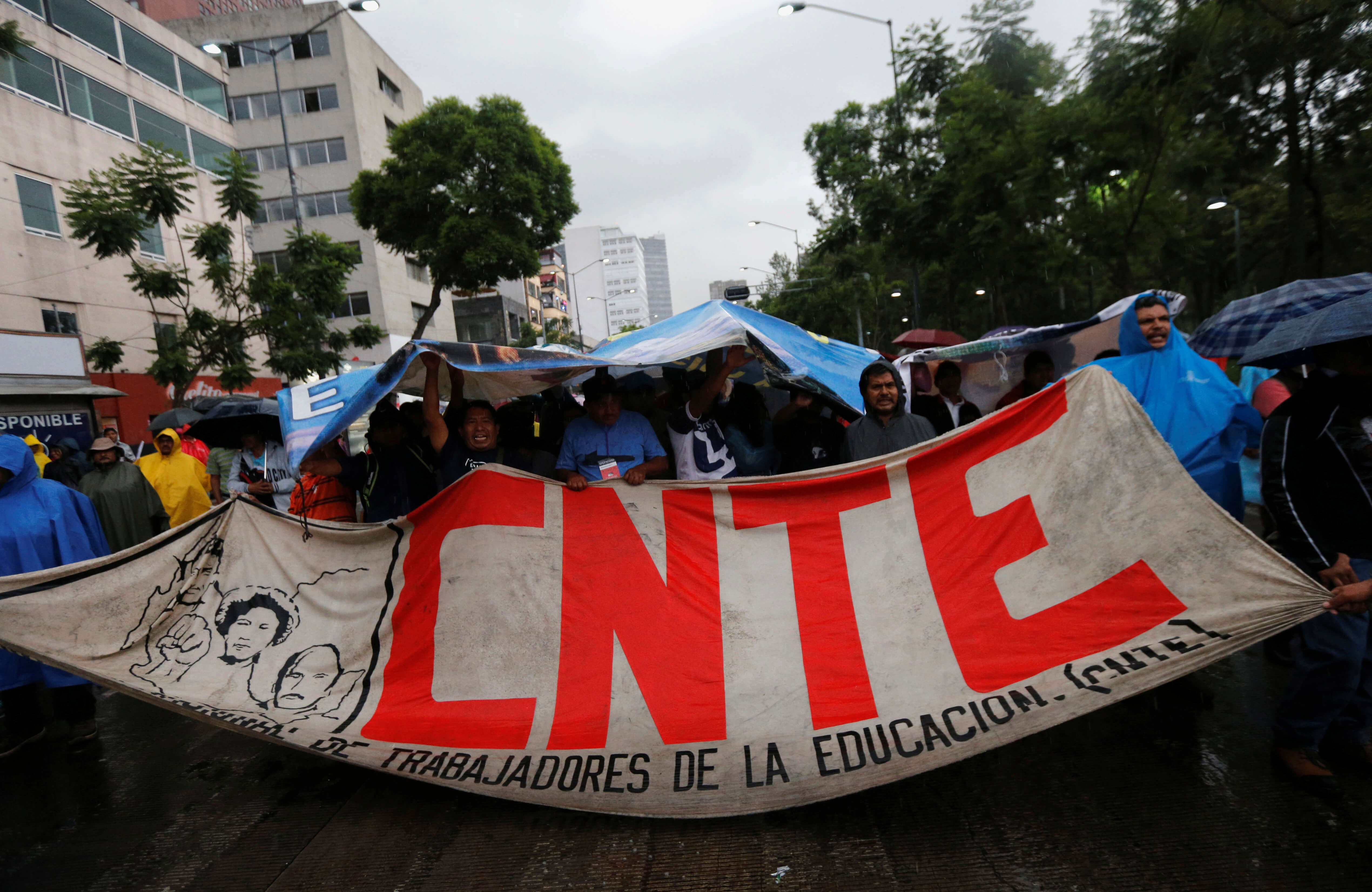 foto CNTE convoca a paro nacional y marchas el 1 y 2 de mayo 30 junio 2016