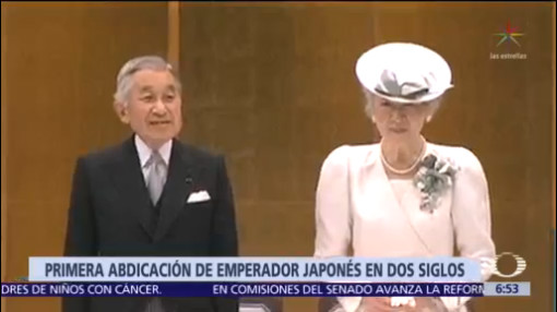 Abdica el emperador Akihito de Japón