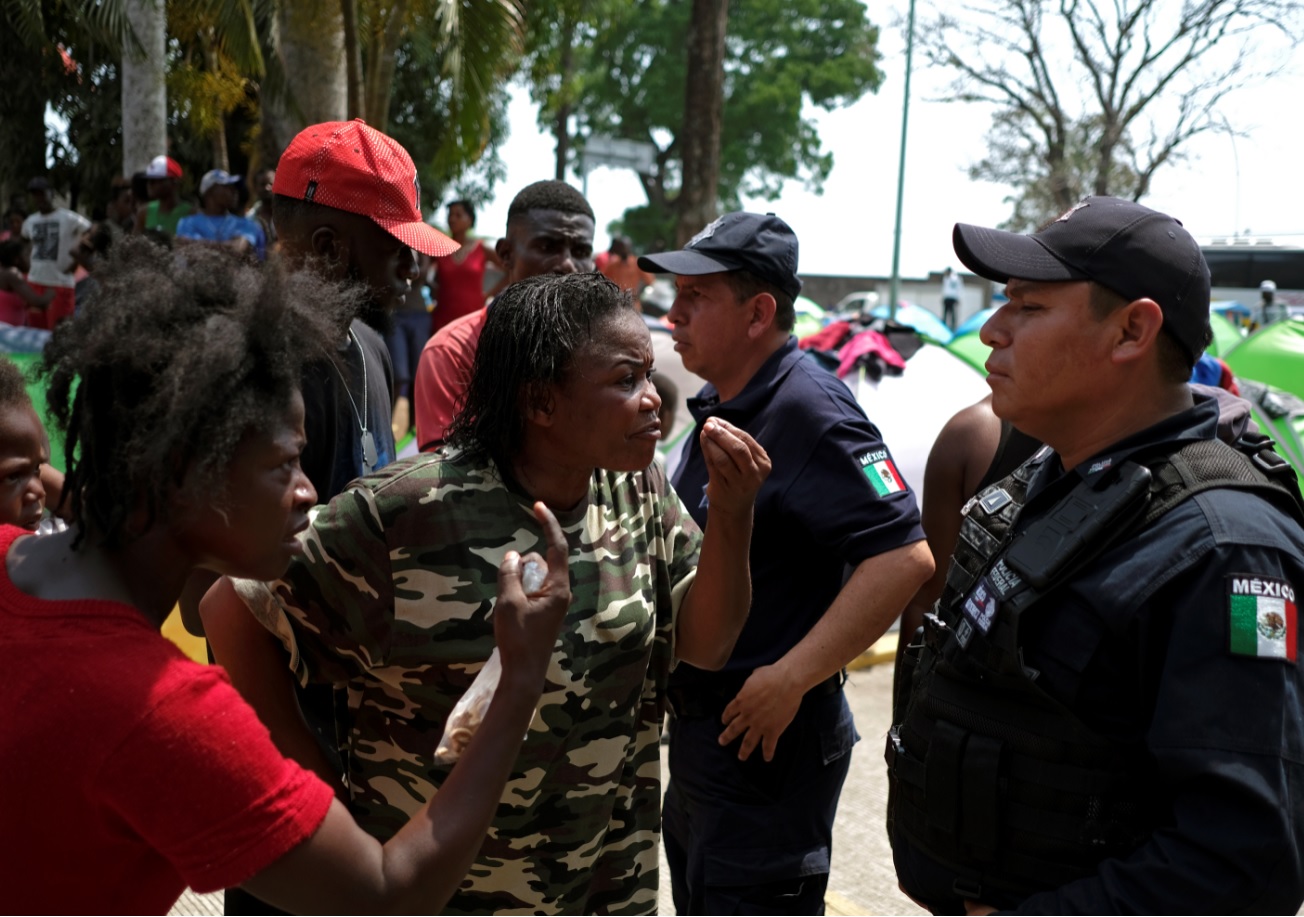 Aumenta tensión por desesperación de migrantes cubanos y africanos en Tapachula, Chiapas