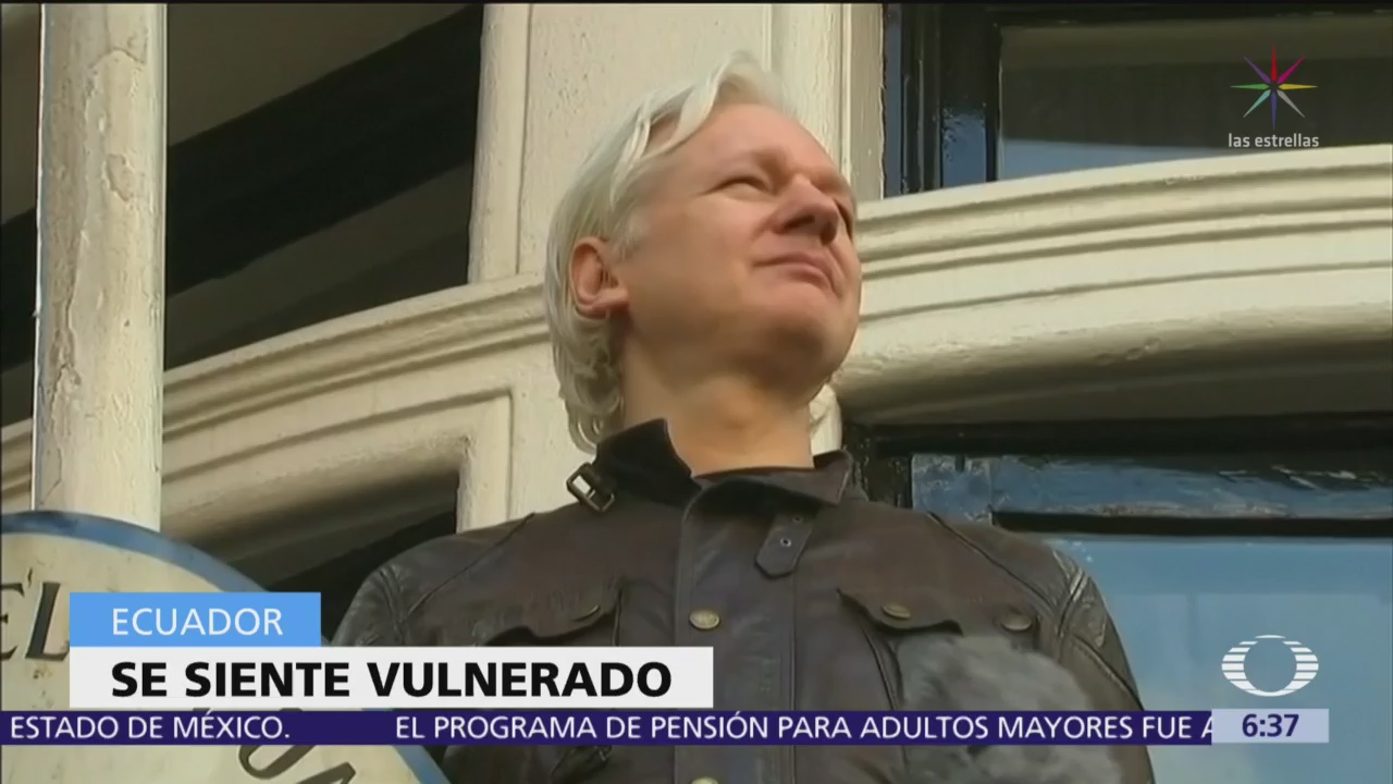 Assange ha violado términos de estancia en embajada de Ecuador
