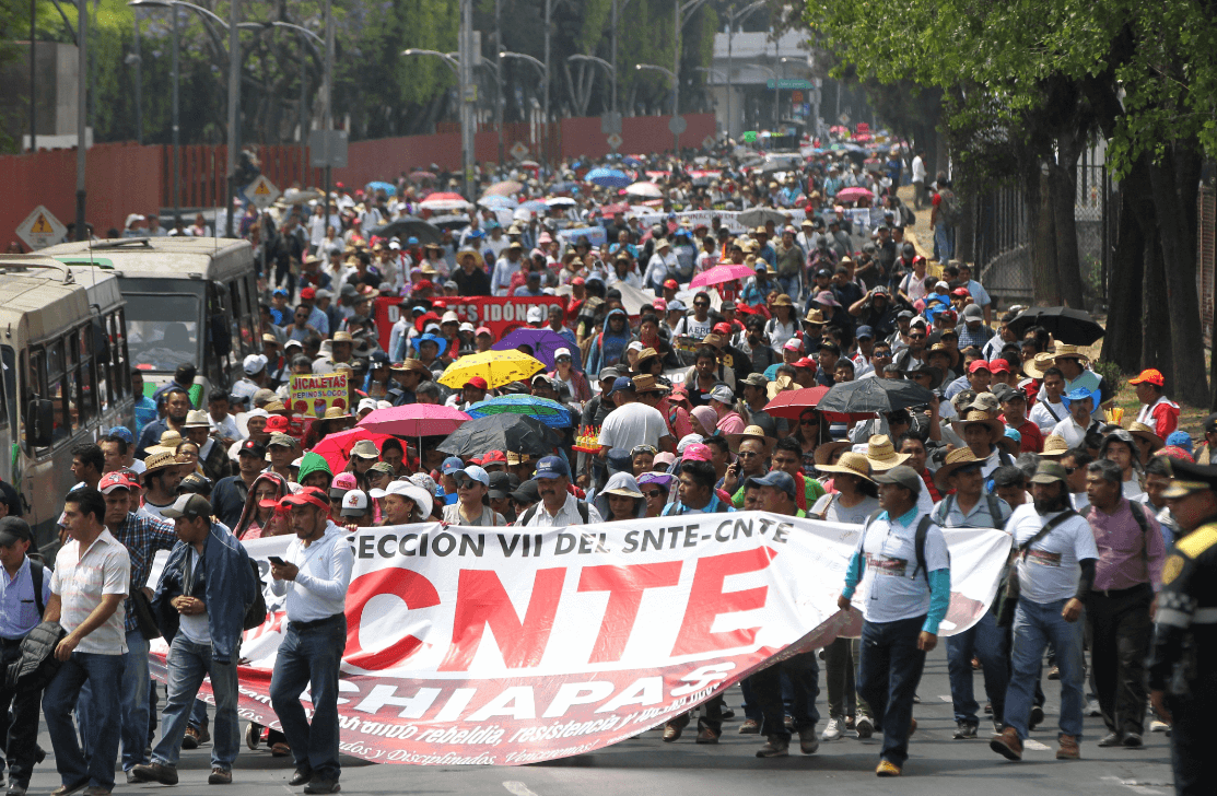 CNTE: Nueva reforma educativa mantiene 90% de la reforma de Peña Nieto
