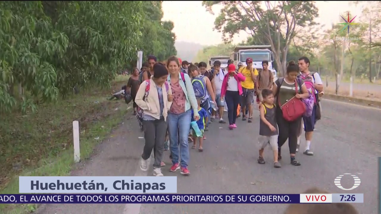 Caravana de migrantes sale de Huehuetán, Chiapas