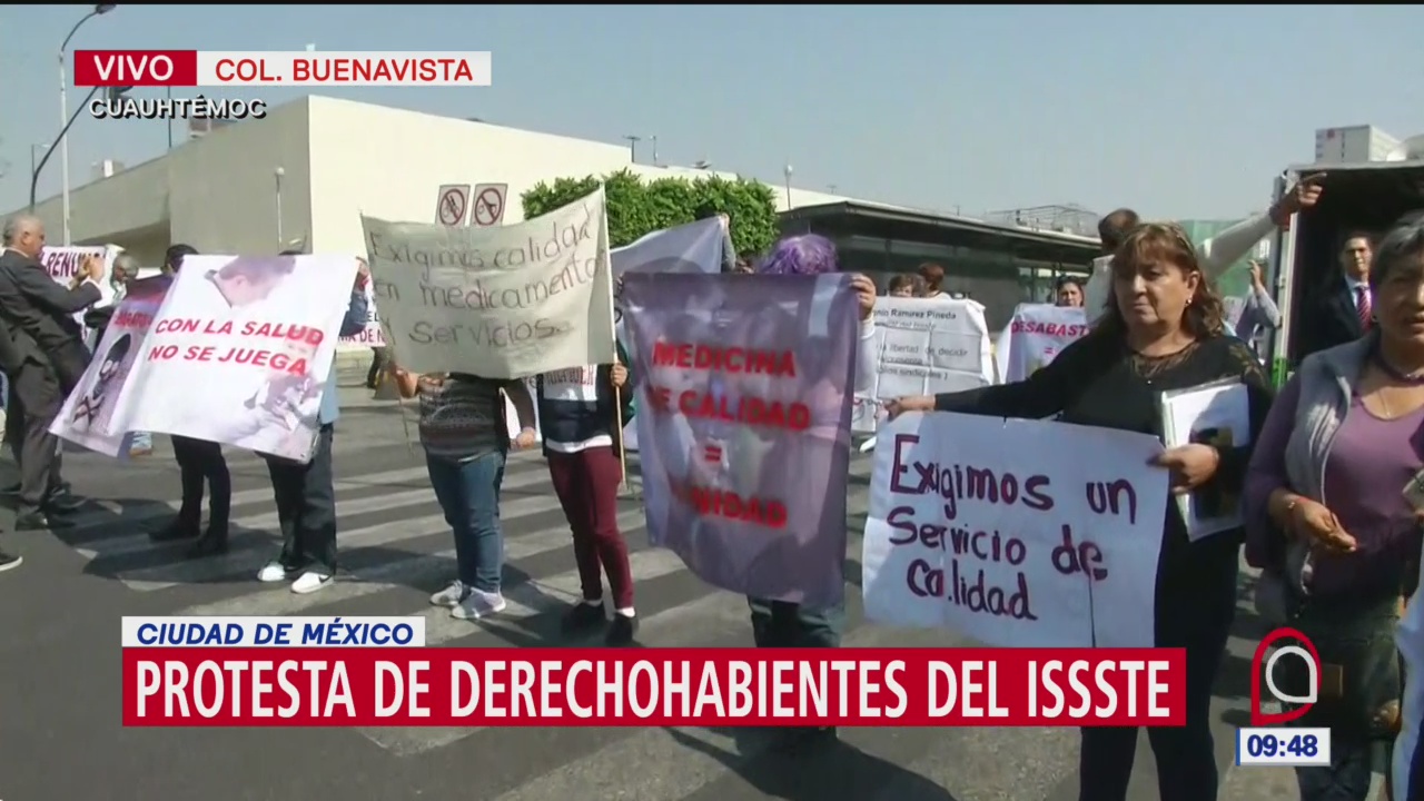 Derechohabientes del ISSSTE protestan en alcaldía Cuauhtémoc