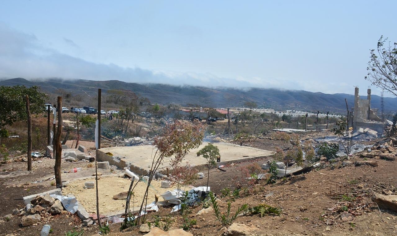 Foto: Desalojo de predio invadido en Chiapas, 2 de abril 2019. Twitter @FGEChiapas