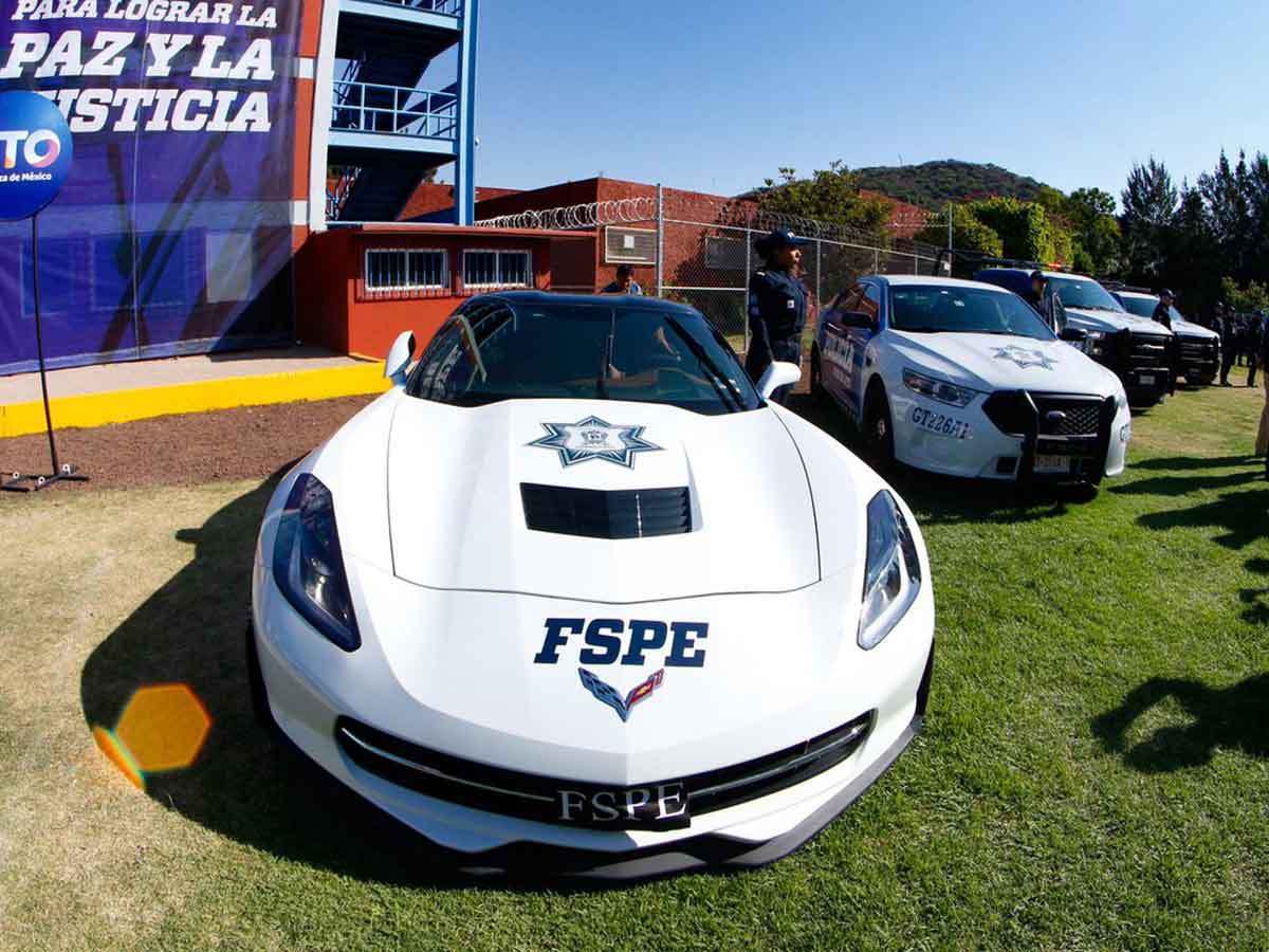 El Chevrolet Corvette que será utilizado como patrulla carretera en Guanajuato (Notimex)