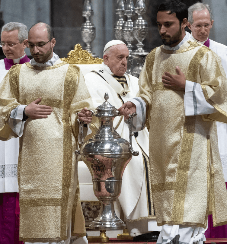 El papa Francisco oficia la Misa Crismal este Jueves Santo