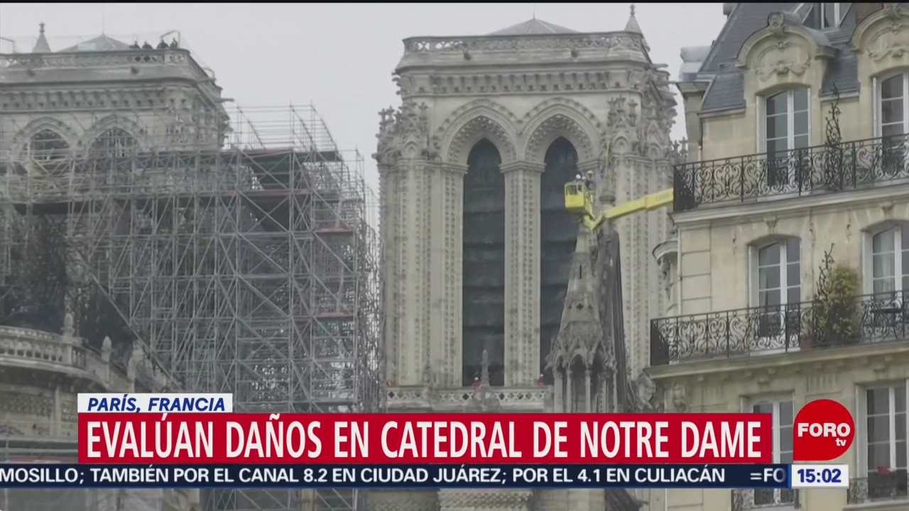 Foto: Evalúan daños en catedral de Notre Dame