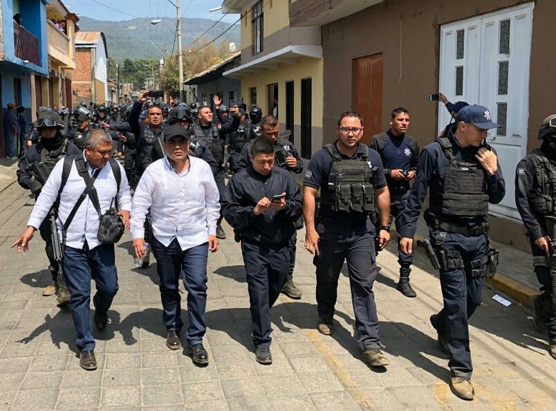 Foto: Elementos de la Secretaria de Seguridad Publica de Michoacán vigilas las calles del municipio de Nahuatzen. El 23 de abril de 2019