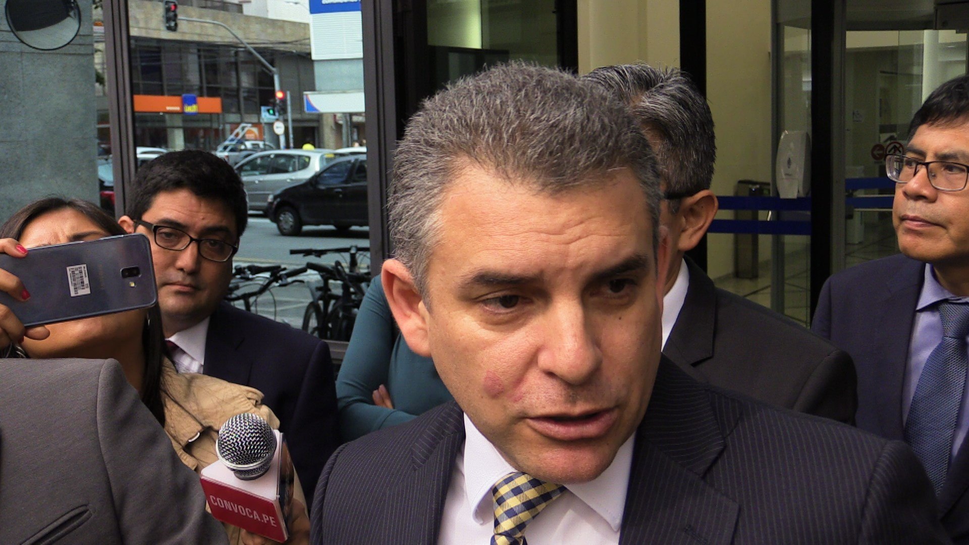 Exjefe de Odebrecht entrega a fiscales peruanos 'las rutas del dinero'